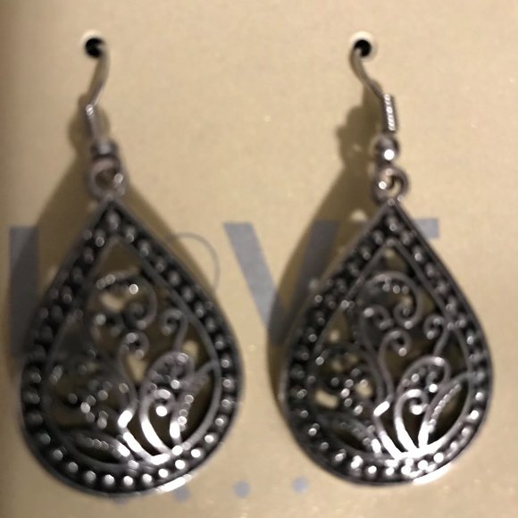 Jewelry Tear Drop Style Dangling Earrings Poshmark